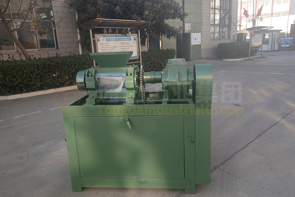 對(duì)輥擠壓造粒機(jī)