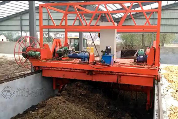 4米液壓可升降槽式翻拋機