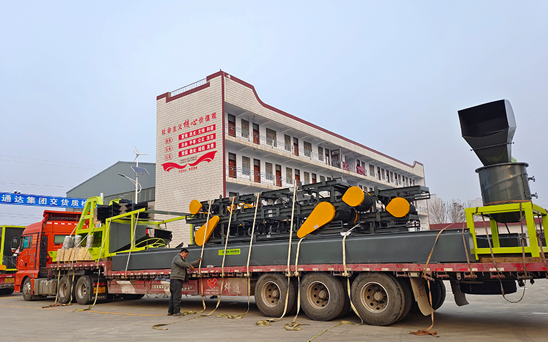 豬糞秸稈發酵制成有機肥配套設備,工藝流程及報價